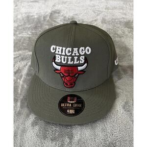 Ultra Game Chicago Bulls Snapback Hat Cap Olive Green NWT